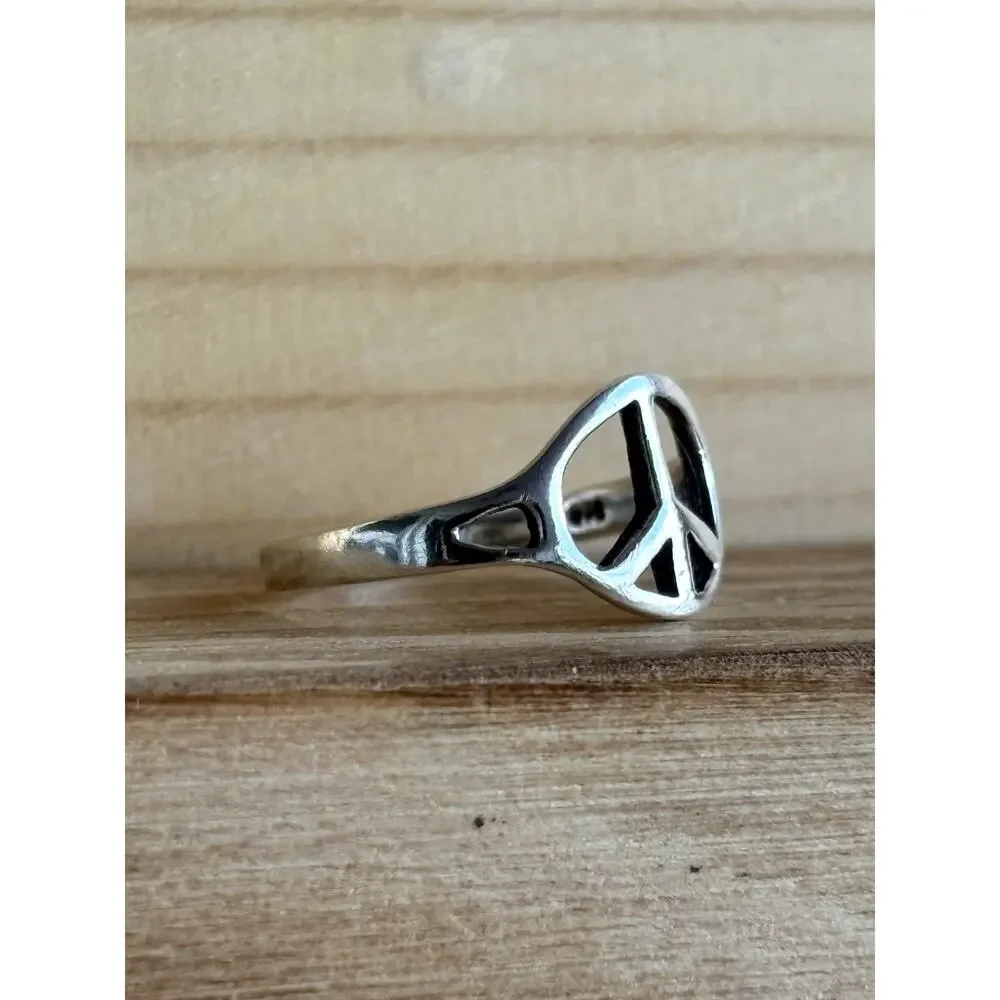 Boho 925 Sterling Silver Peace Sign Ring Band Size 6.5